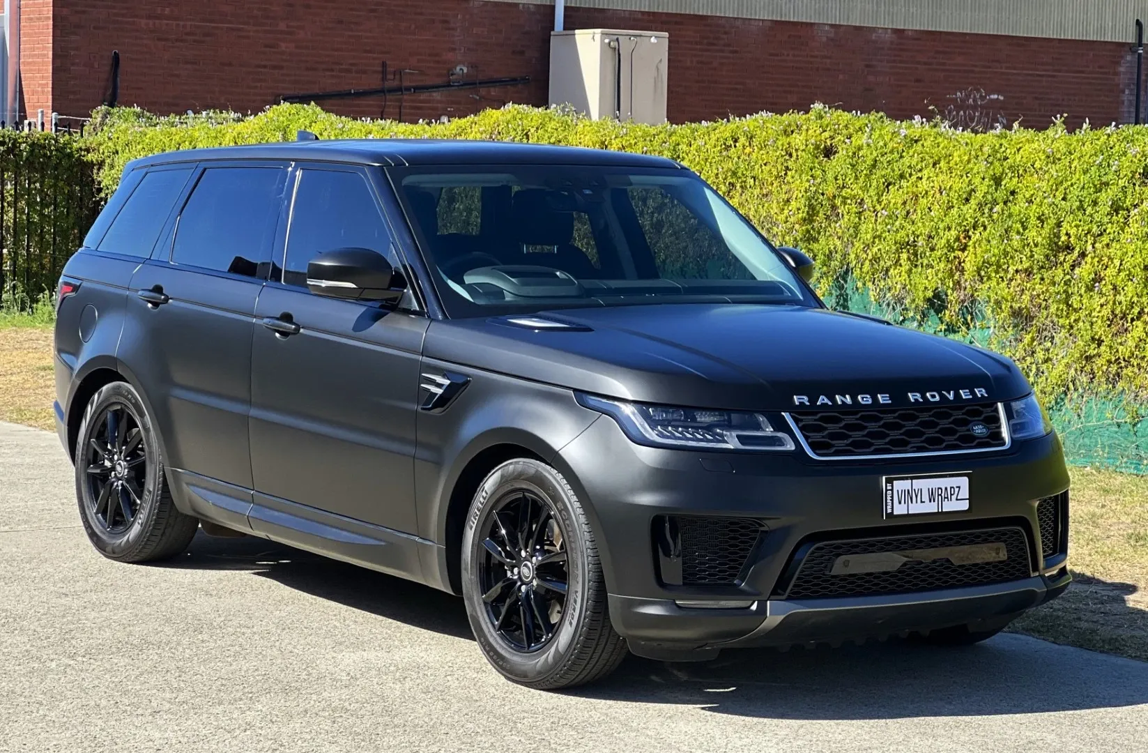 Range Rover Sport in KPMF matte black wrap